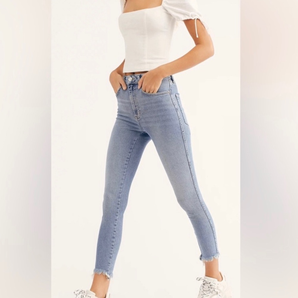 NWT Free People Raw High Rise Jegging